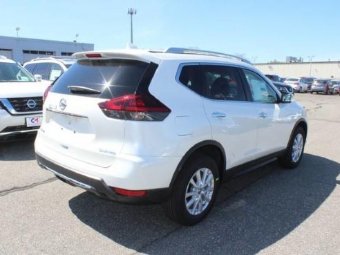 2018 Nissan Rogue SV Pearl White, Lawrence, MA