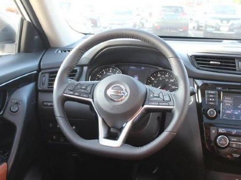 2018 Nissan Rogue SL Pearl White, Lawrence, MA