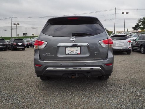 2015 Nissan Pathfinder 4WD 4dr SL Gun Metallic, Beverly, MA