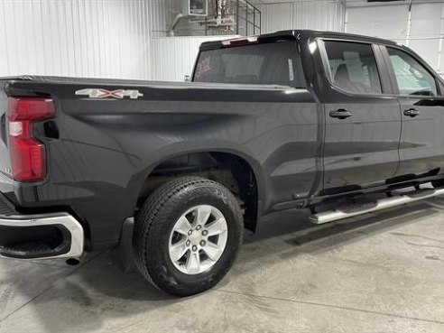 2021 Chevrolet Silverado 1500 LT Pickup 4D 6 1-2 ft Black, Sioux Falls, SD