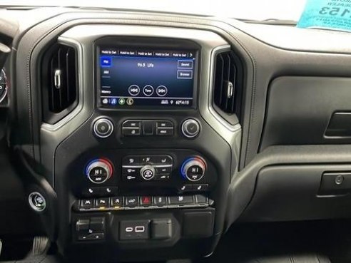 2020 Chevrolet Silverado 1500 LT Pickup 4D 6 1-2 ft Black, Sioux Falls, SD