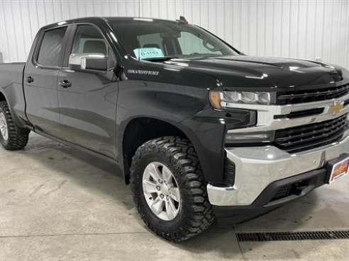 2020 Chevrolet Silverado 1500 LT Pickup 4D 6 1-2 ft Black, Sioux Falls, SD