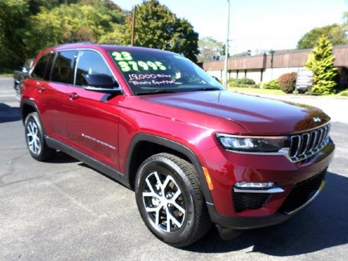 2023 Jeep Grand Cherokee Limited 4WD Burgundy, Johnstown, PA