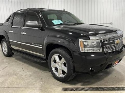 2011 Chevrolet Avalanche LTZ Sport Utility Pickup 4D 5 1-4 ft Black, Sioux Falls, SD