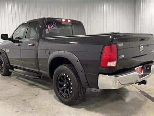 2018 Ram Ram Pickup 1500 SLT Pickup 4D 6 1-3 ft Black, Sioux Falls, SD