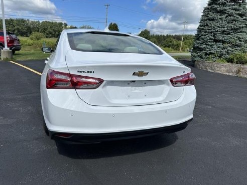 2025 Chevrolet Malibu LT White, Mercer, PA