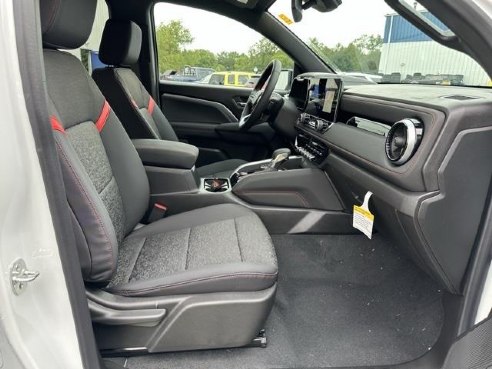 2024 Chevrolet Colorado Z71 White, Mercer, PA