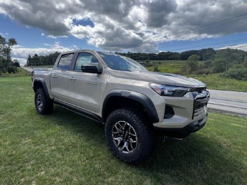 2024 Chevrolet Colorado ZR2 Beige, Mercer, PA