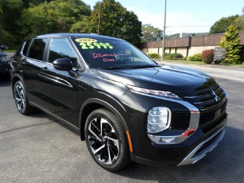 2022 Mitsubishi Outlander SE 4WD Black, Johnstown, PA