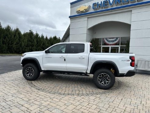 2024 Chevrolet Colorado ZR2 White, Mercer, PA