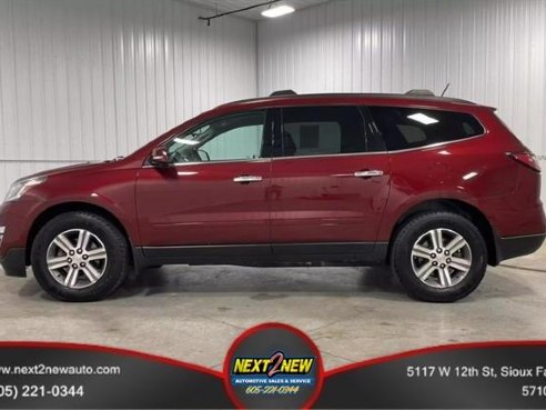 2017 Chevrolet Traverse LT Sport Utility 4D Red, Sioux Falls, SD